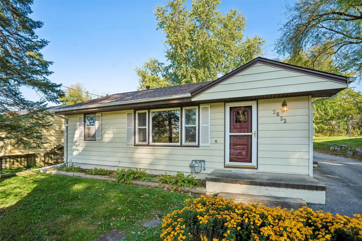 2632 E Sheridan Avenue, Des Moines, IA 50317 - #1