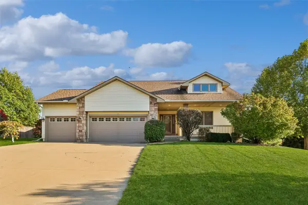 6801 Jules Verne Court, Johnston, IA 50131
