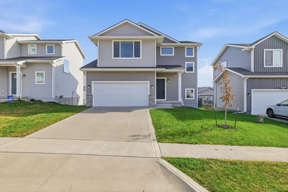 4711 167th Street, Urbandale, IA 50323 - #1