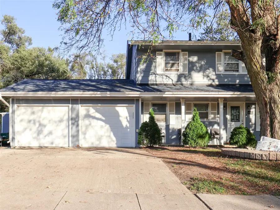 410 S 19th Street, West Des Moines, IA 50265 - #2