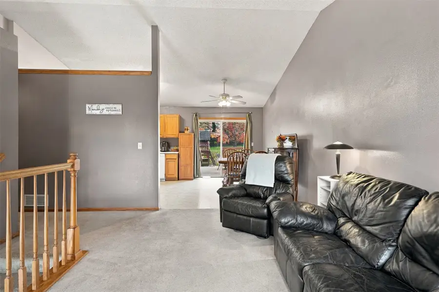 1512 Parkhill Drive, Norwalk, IA 50211 - #3
