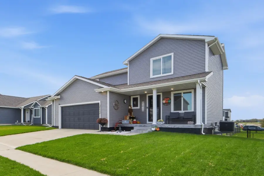 3512 Wolf Creek Road Sw, Bondurant, IA 50035 - #3