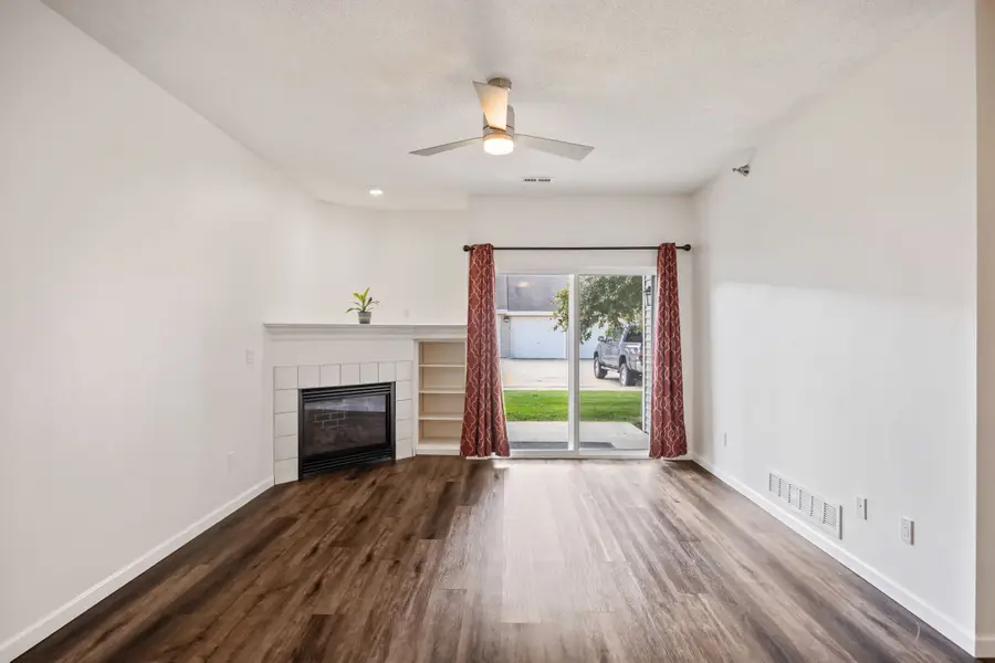 1320 SE Florence Drive #5L, Waukee, IA 50263 - #3