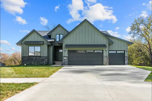 811 Fawn Court, Mitchellville, IA 50169