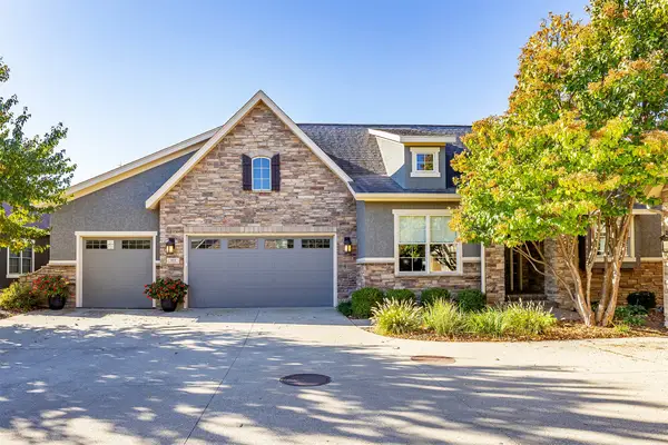 443 S Crescent Way, West Des Moines, IA 50266