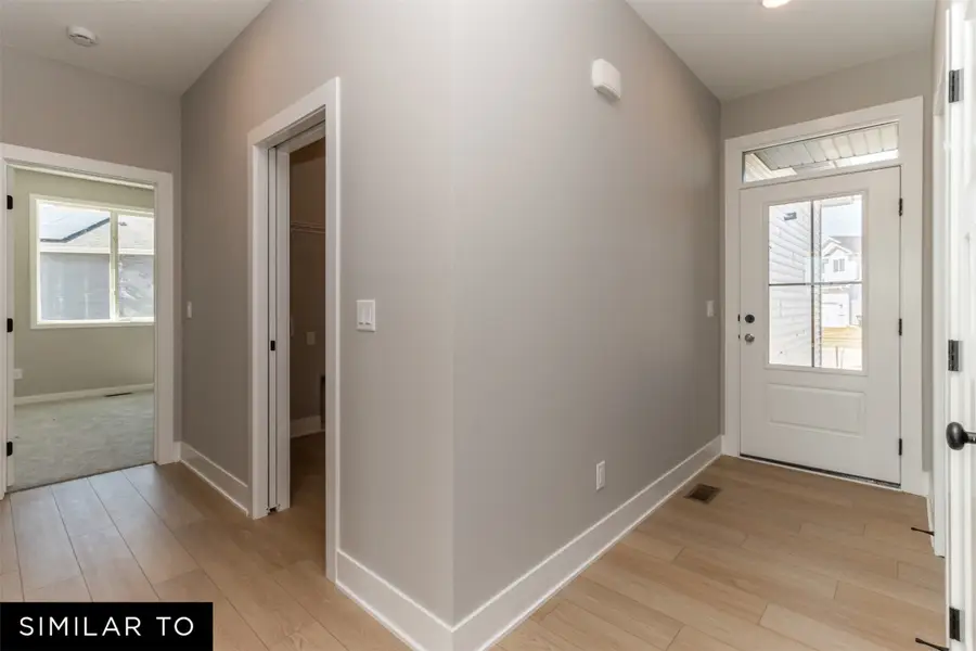1903 E Clinton Place, Indianola, IA 50125 - #2