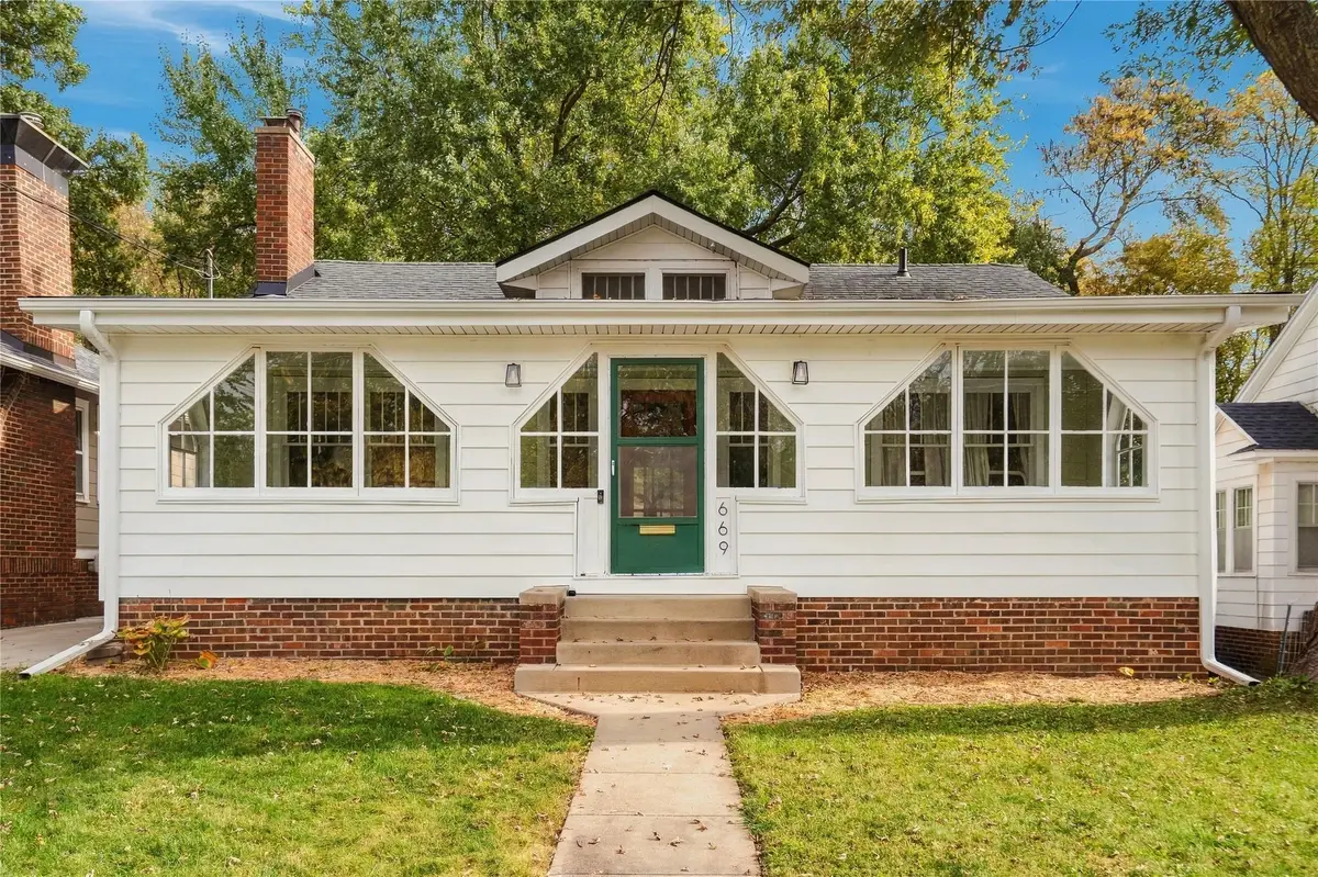 669 39th Street, Des Moines, IA 50312 - #1