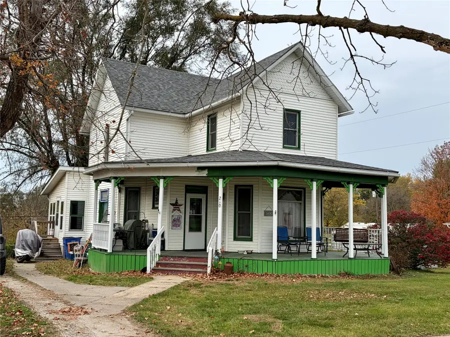 210 N Washington Avenue, Lacona, IA 50139 - #2