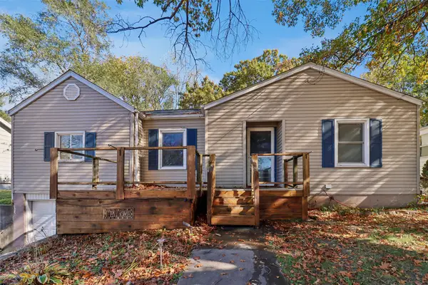 1305 E 33rd Court, Des Moines, IA 50317