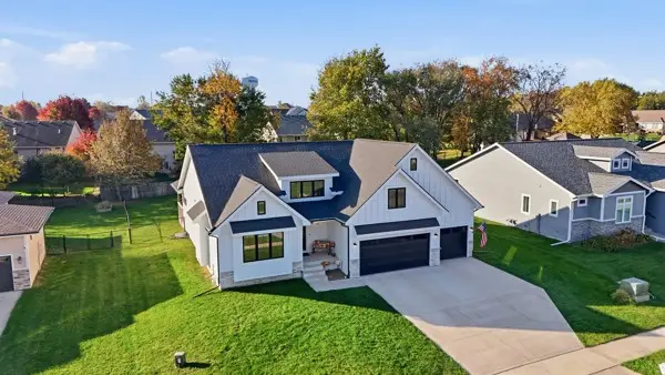 807 E Trail Ridge Avenue, Indianola, IA 50125