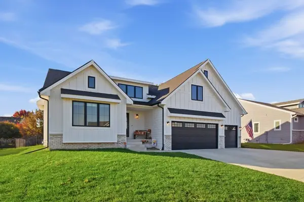 807 E Trail Ridge Avenue, Indianola, IA 50125 - #3
