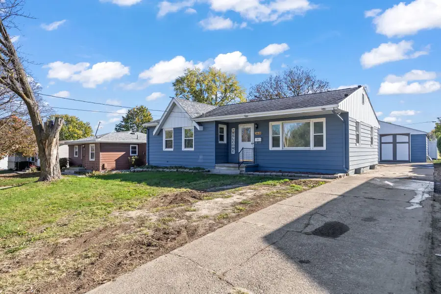 2631 Wedgewood Road, Des Moines, IA 50317 - #2