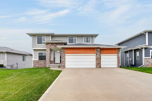 8856 Norway Drive, West Des Moines, IA 50266
