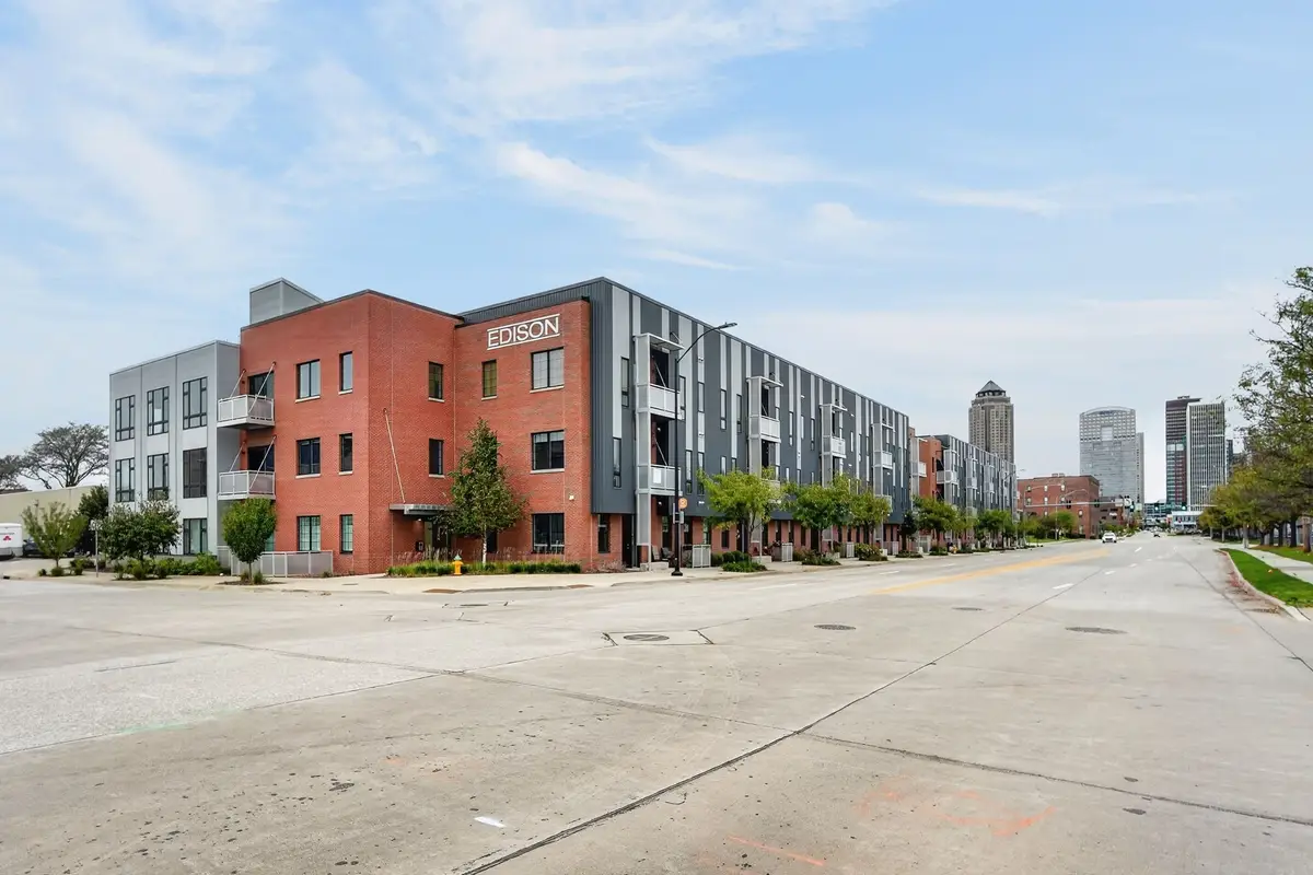 400 SW 7th Street #101, Des Moines, IA 50309 - #1