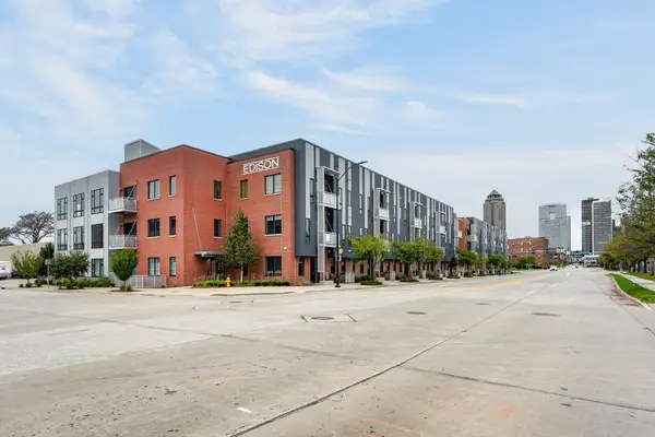 400 SW 7th Street #101, Des Moines, IA 50309