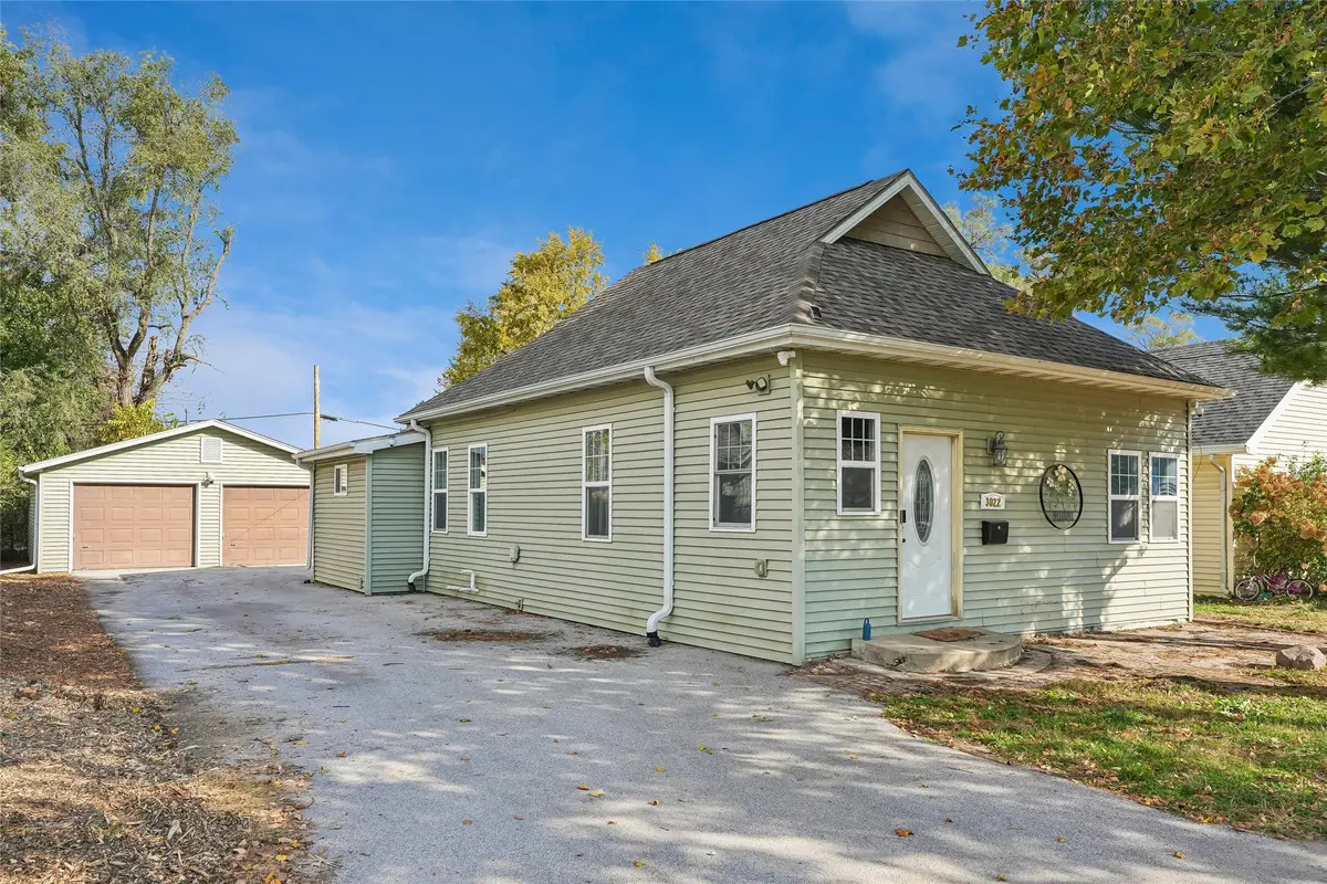 3022 Carr Street, Des Moines, IA 50317 - #1