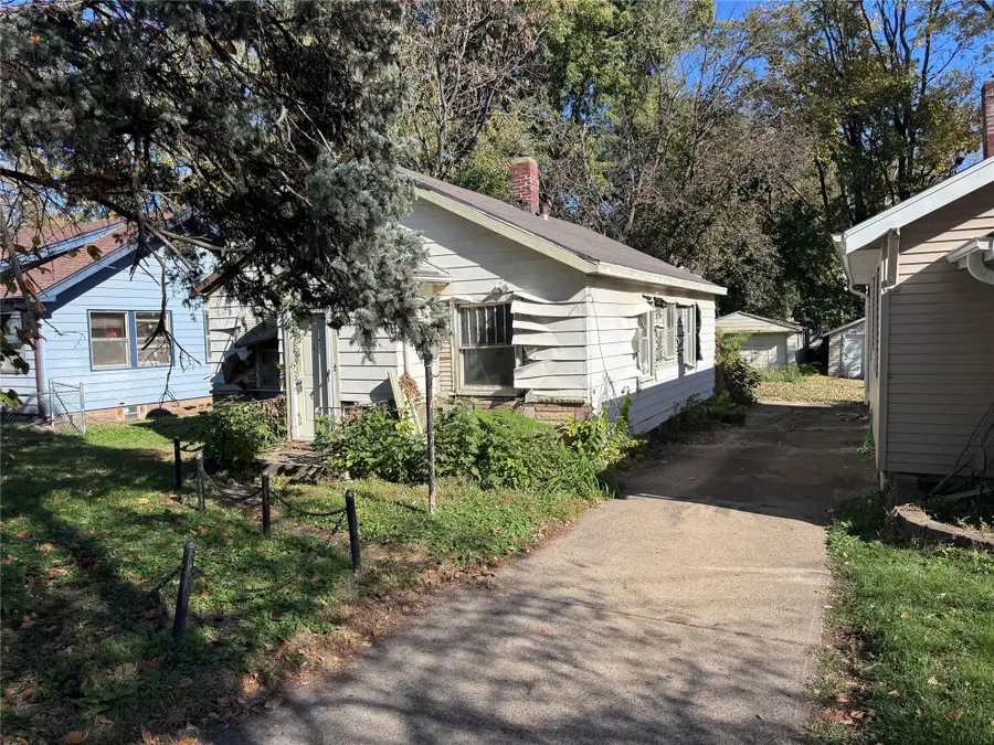 2313 Amherst Street, Des Moines, IA 50313 - #2
