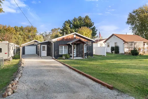 65 NW 44th Avenue, Des Moines, IA 50313