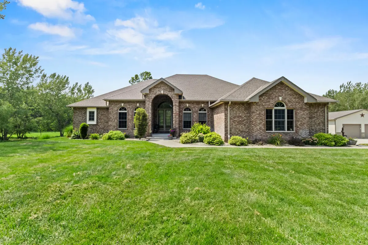 21253 Ashwood Lane, Council Bluffs, IA 51503 - Image #1