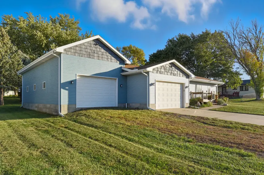 305 E 1st Street, Malvern, IA 51551 - Image #2