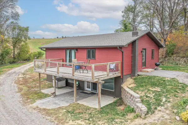 32255 298th Street, MOORHEAD, IA 51558