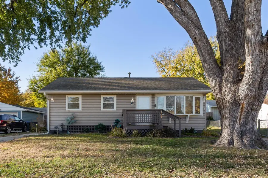 308 Arnold Avenue, Council Bluffs, IA 51503 - Image #2