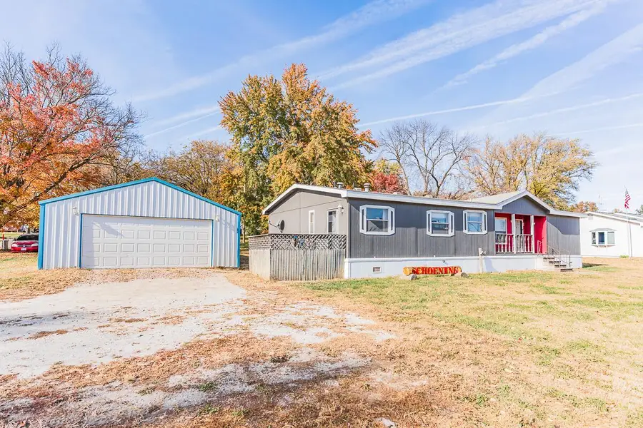 2205 Park Street, Hamburg, IA 51640 - Image #2