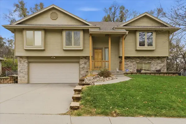 733 Parkwild Drive, COUNCIL BLUFFS, IA 51503