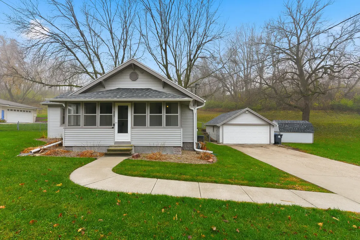 327 Spencer Avenue, Council Bluffs, IA 51503 - Image #1