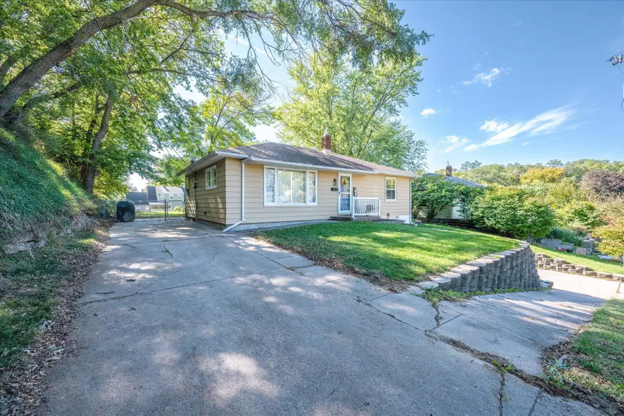 618 E Elm Street, Missouri Valley, IA 51555 - Image #2