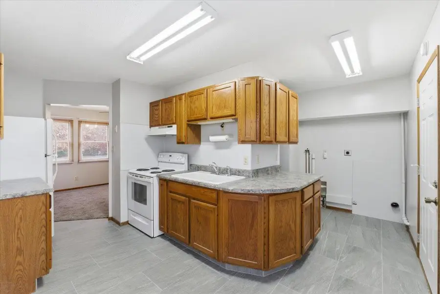 1014 N 31st Street, Council Bluffs, IA 51501 - Image #2