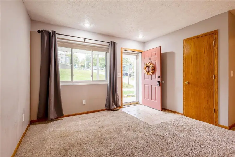 311 N Grove Street, Glenwood, IA 51534 - Image #2