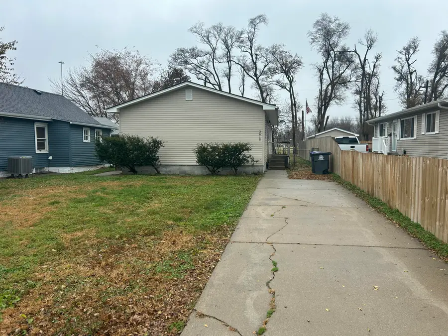 3618 2nd Avenue, Council Bluffs, IA 51501 - Image #2
