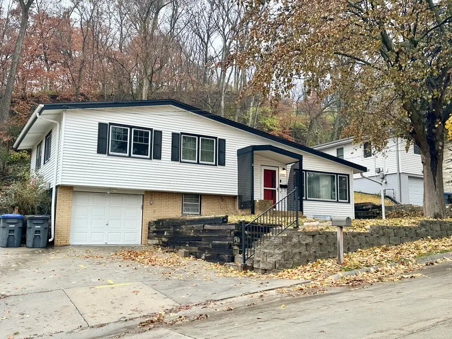 113 Happy Hollow Boulevard, Council Bluffs, IA 51503 - Image #2