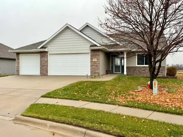 132 Traders Pointe Circle, COUNCIL BLUFFS, IA 51501