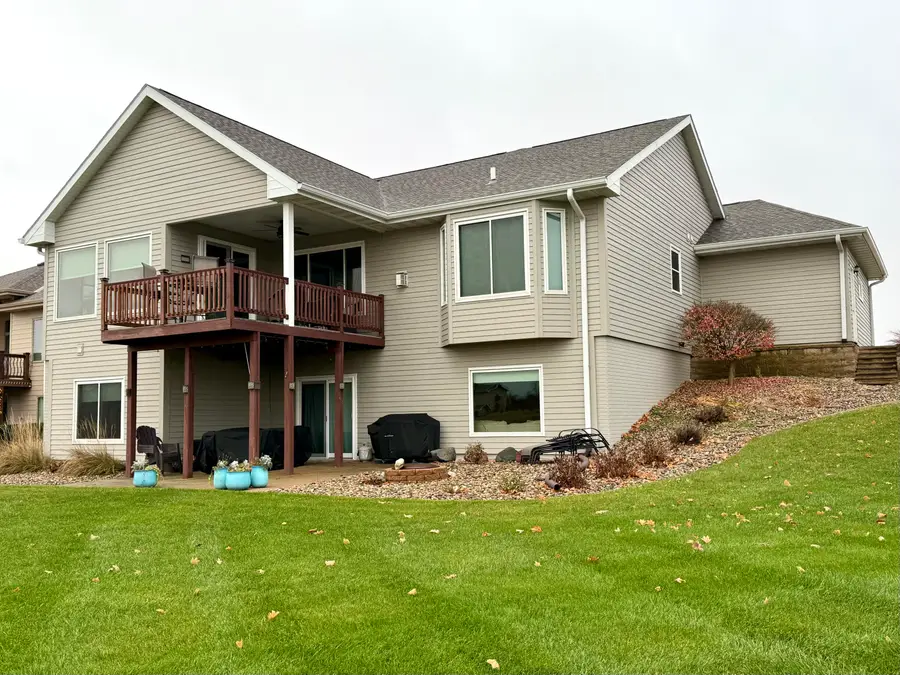 132 Traders Pointe Circle, Council Bluffs, IA 51501 - Image #3