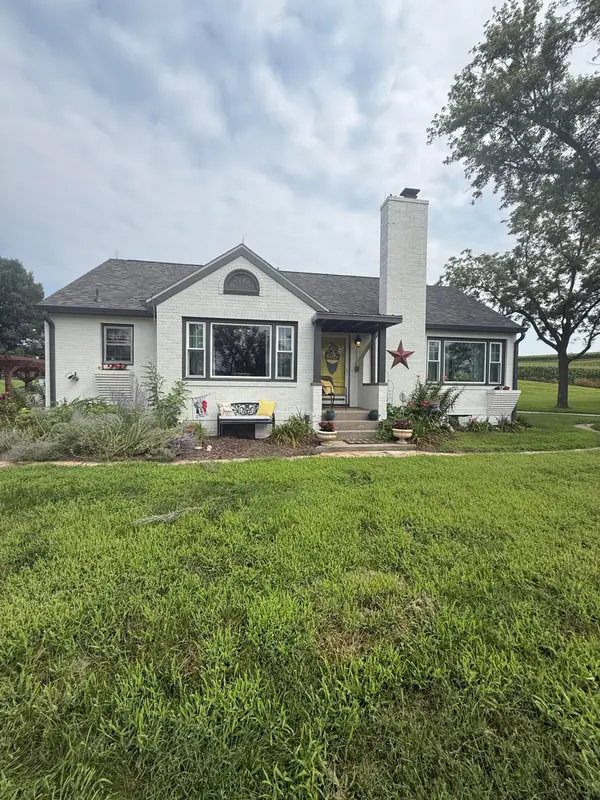 27566 Magnolia Road, UNDERWOOD, IA 51576