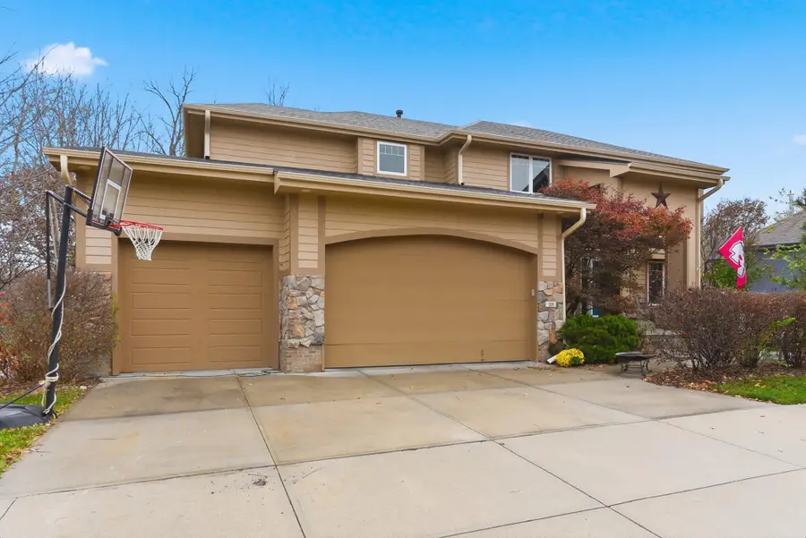 205 Parkwild Drive, Council Bluffs, IA 51503 - Image #2