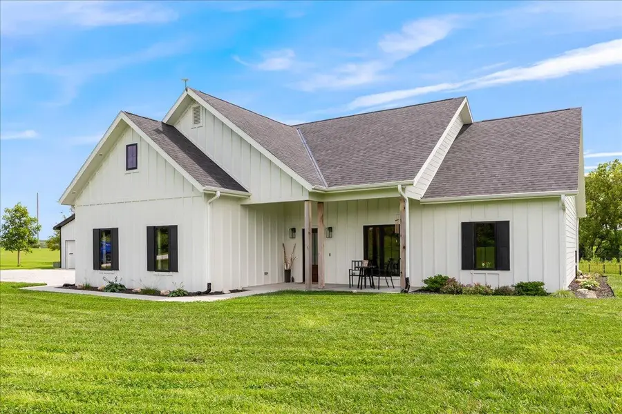 2484 280th Street, Logan, IA 51546 - Image #2