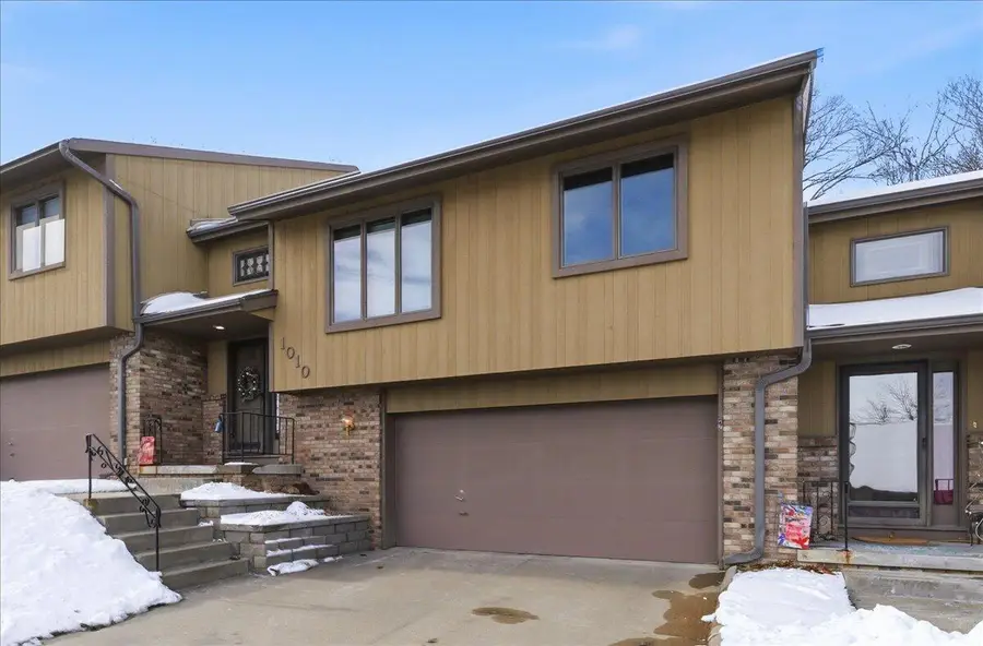 1010 Arbor Ridge Circle, Council Bluffs, IA 51503 - Image #2