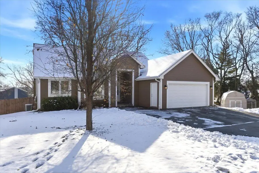 202 Woodbury Circle, Council Bluffs, IA 51503 - Image #2