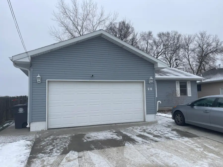 20 Huron Circle, Council Bluffs, IA 51501 - Image #3