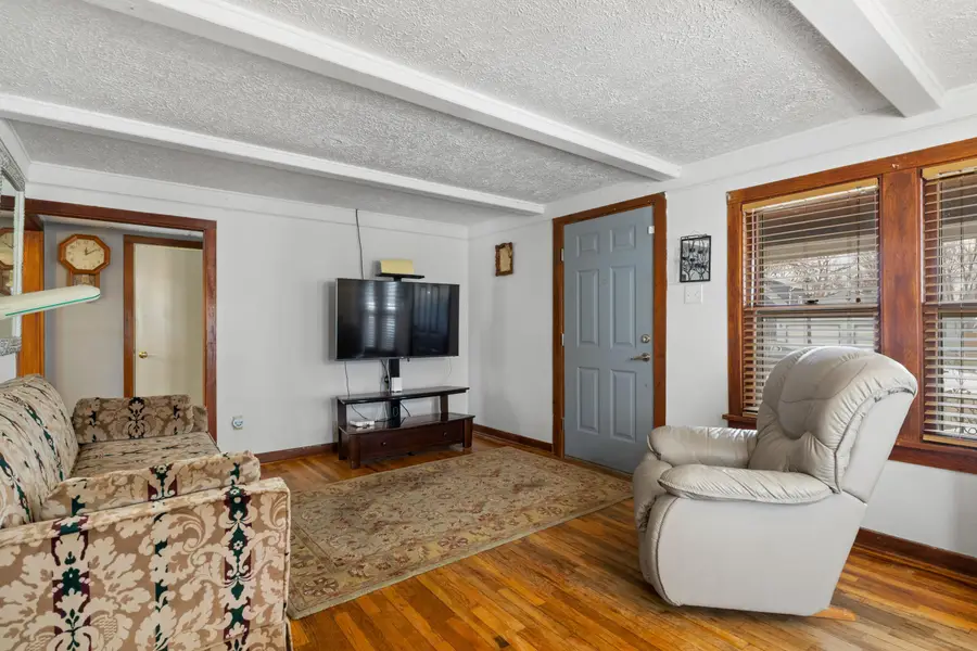 1510 Silver Lane, Carter Lake, IA 51510 - Image #2