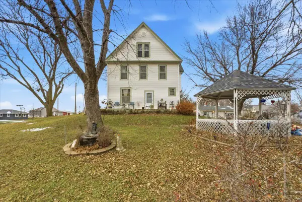 404 High Street, NEOLA, IA 51559