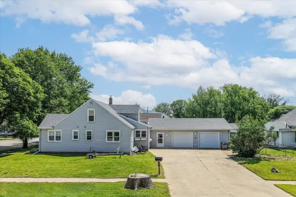 42 6th Street, WOODBINE, IA 51579