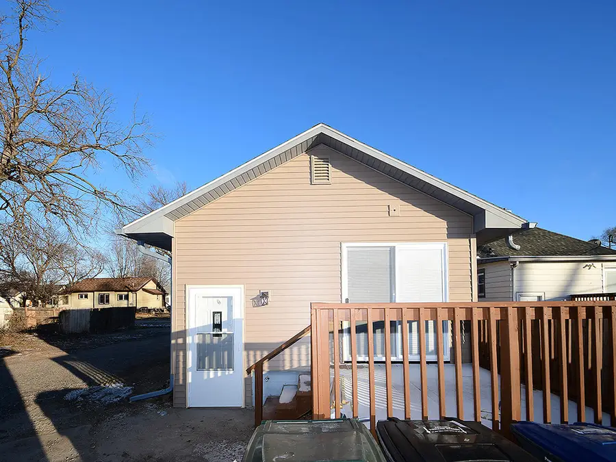 813 19th Avenue, Council Bluffs, IA 51503 - #2