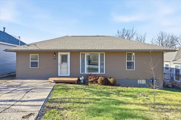 412 Park Street, OAKLAND, IA 51560