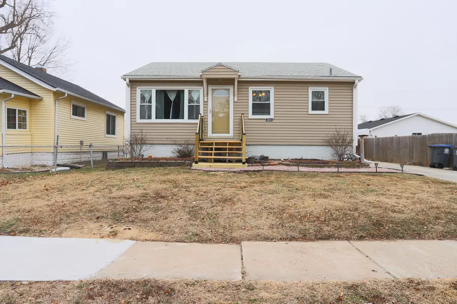 3215 5th Avenue, Council Bluffs, IA 51501 - Image #2