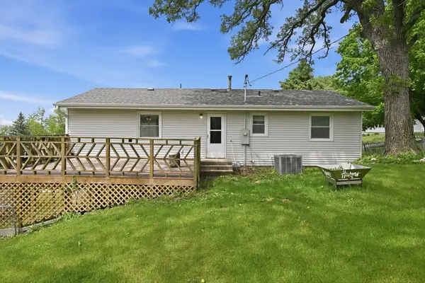 513 Glass Street, OAKLAND, IA 51560