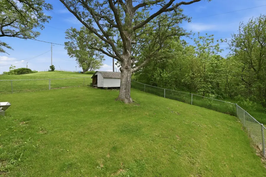 513 Glass Street, Oakland, IA 51560 - #2